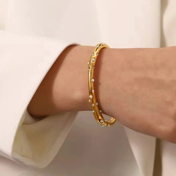 Milena 18K Gold Stainless Steel Pearl Crystal Cuff Bracelet - Picture 3 of 7